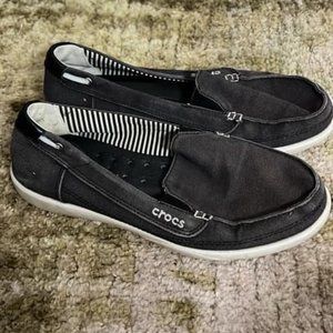 Womens Size 8 Croc Boat Style Shoes